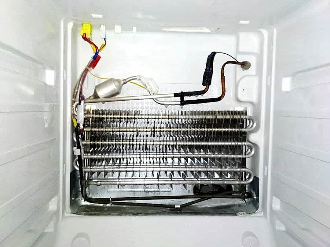 холодильник не охлаждает